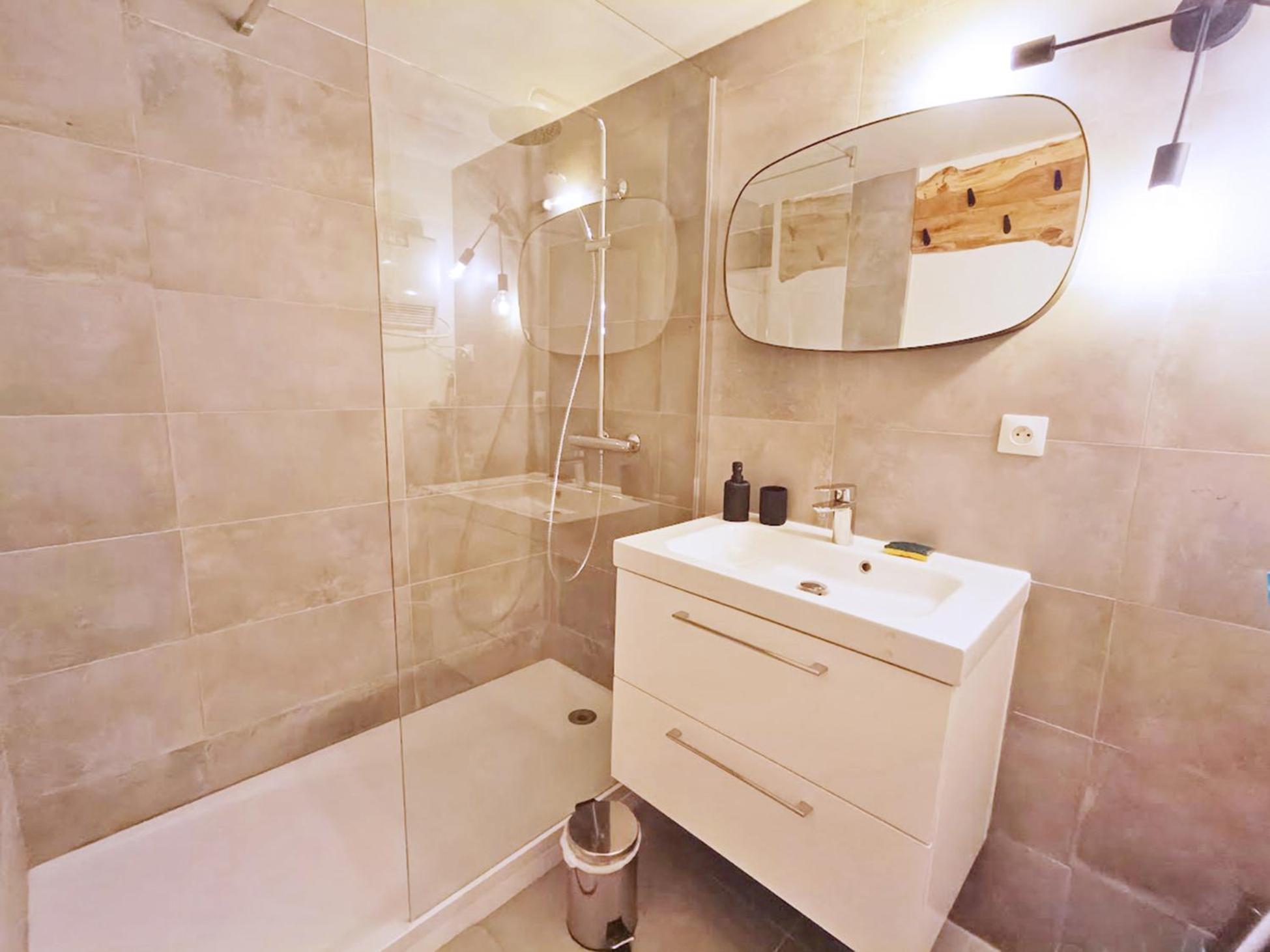 Le Nid De Juliette, T3 Duplex, Parking, Cave Apartamento Bagnères-de-Luchon Exterior foto